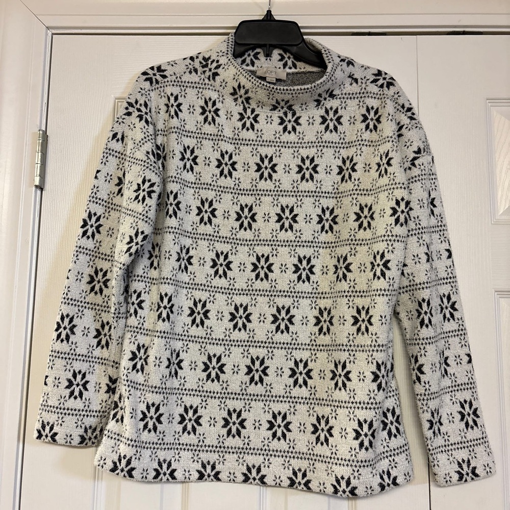 LOFT Black and White Patterned Sweater